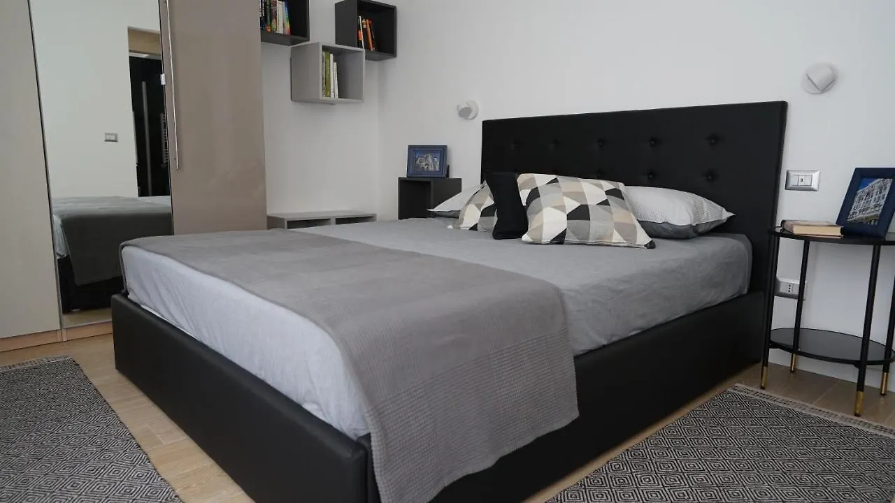Argo Milano Apartment 0*, Milan